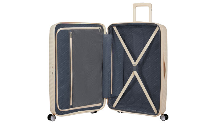 Innenorganisation mit zusätzlicher Reißverschlusstasche.