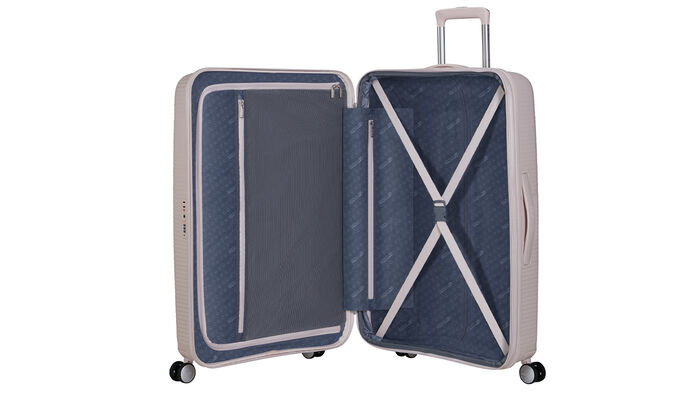 Innenorganisation mit zusätzlicher Reißverschlusstasche.