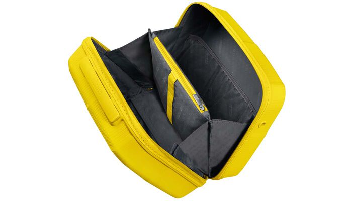 Komplett ausgestatteter Innenraum