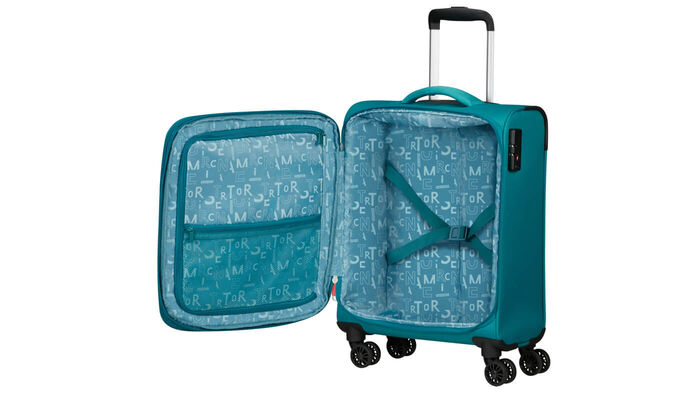 Voll ausgestatteter Innenraum: