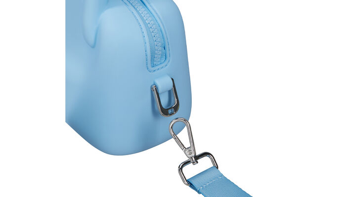 Removable shoulder strap