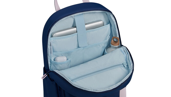 Laptop compartment 15.6"