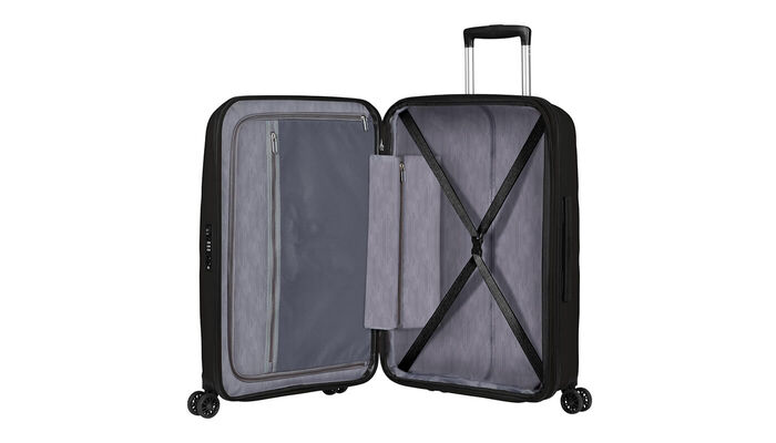 Interior organisation with extra zipped apron pocket 