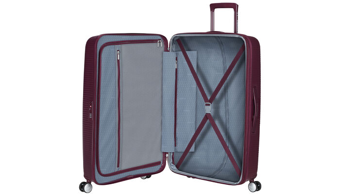 Innenorganisation mit zusätzlicher Reißverschlusstasche.