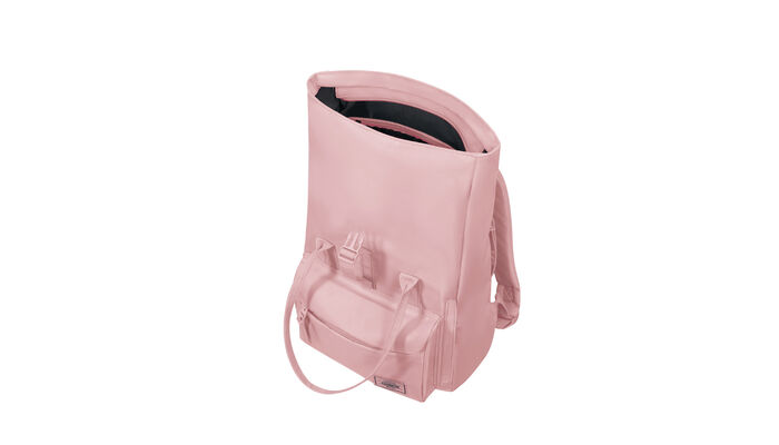 Large main compartment