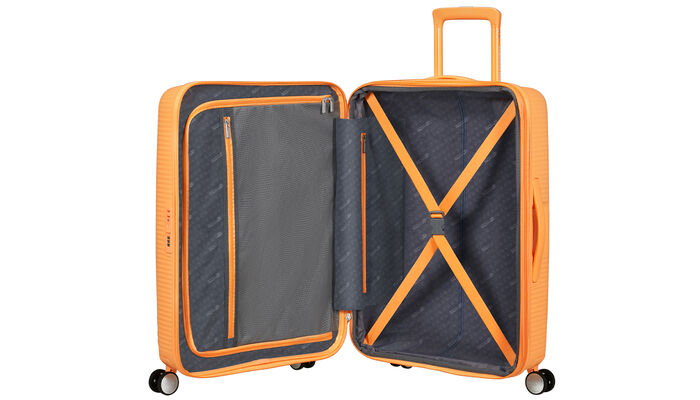 Innenorganisation mit zusätzlicher Reißverschlusstasche.