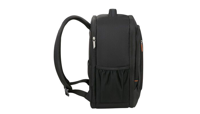 Laptop compartment 15.6"