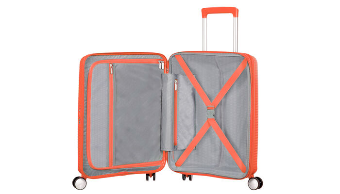 Innenorganisation mit zusätzlicher Reißverschlusstasche.