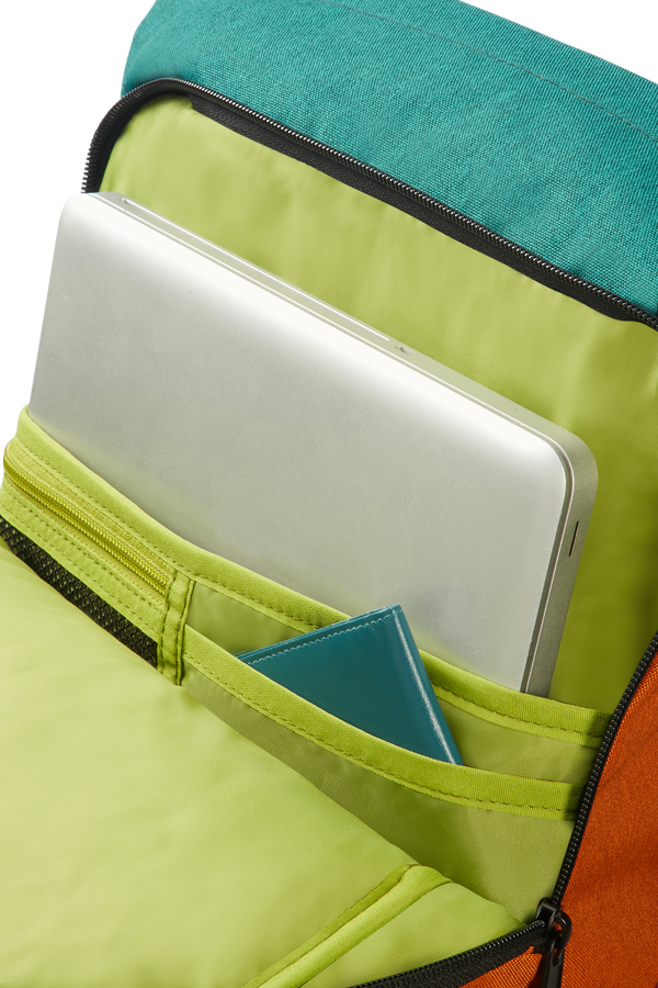 American Tourister Urban Groove Lifestyle Backpack 17.3inch  Green/Orange